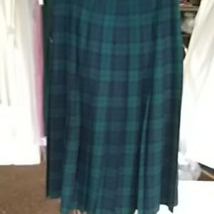 Pendleton black watch plaid pleated skirt
